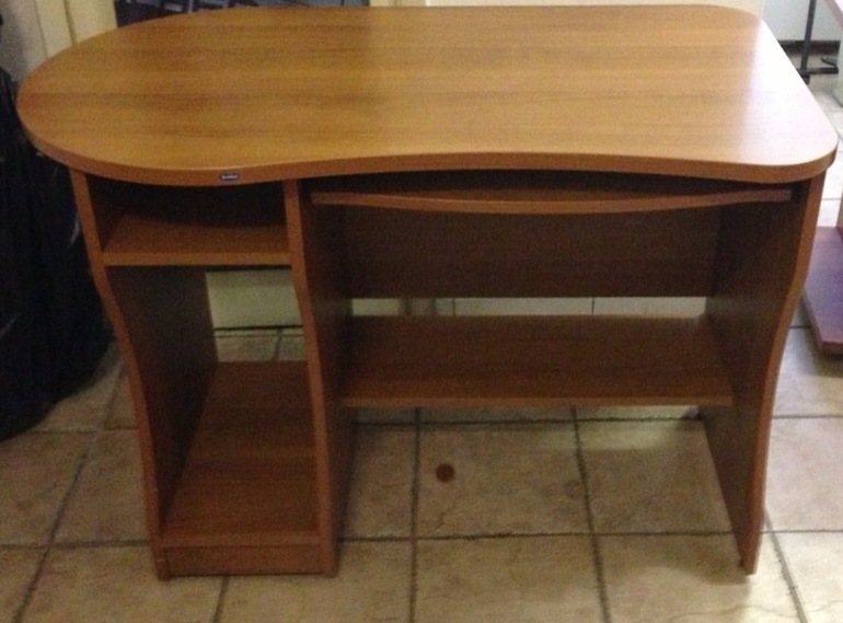 Компьютерный стол б/у