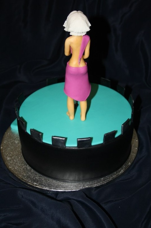 Торт "Танцовщица"