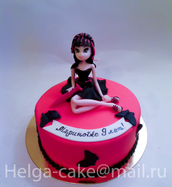 Дракулаура 3)