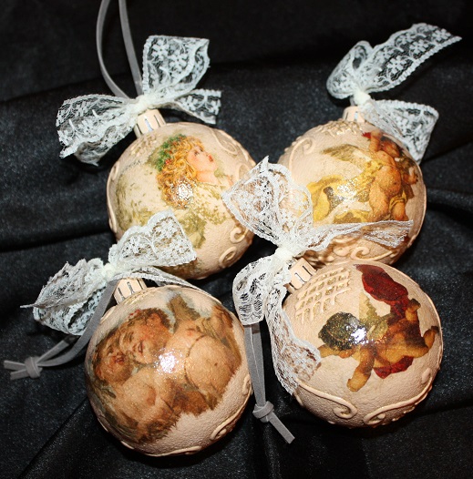 Новогодние шарики