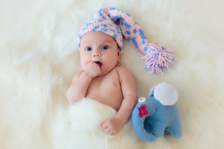 Давненько не брала я в руки крючок... или шапочки для фотосессий)