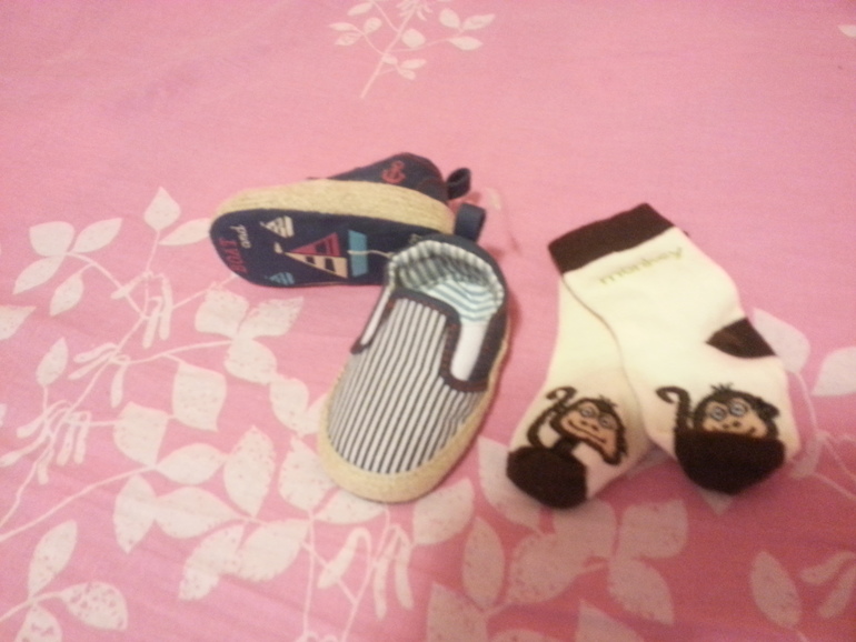 Продам вещи новые и почти новые на мальчика 1-6 месяцев(на весну\лето)