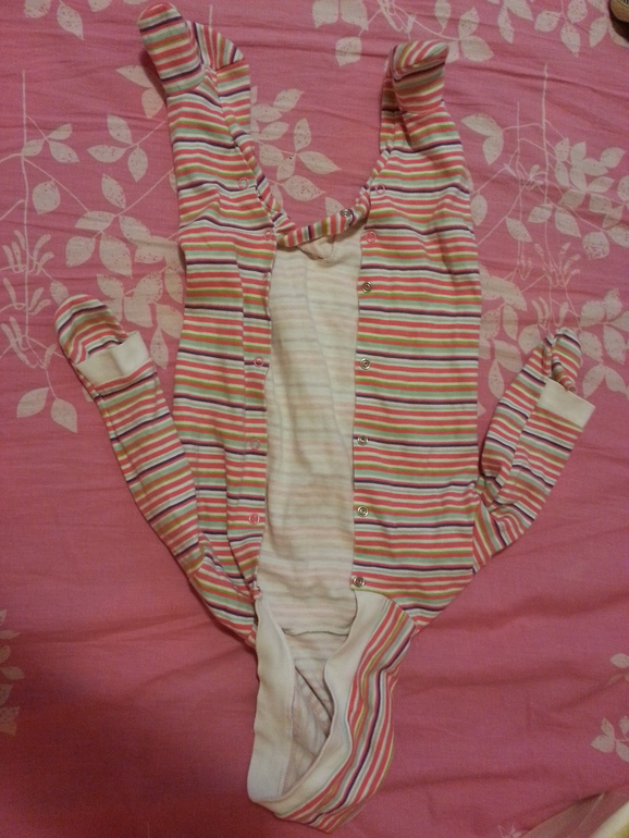 Продам вещи новые и почти новые на мальчика 1-6 месяцев(на весну\лето)