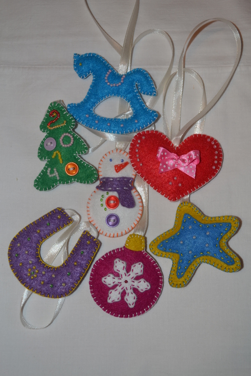 Наши елочные игрушки из фетра
