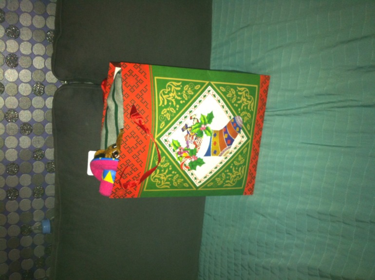 Ура!!!!!! И нам пришел подарочек!!!!!!