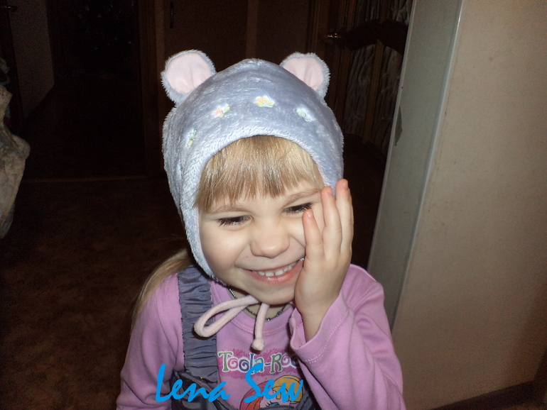 Сфоткала дочку в образе Мышки