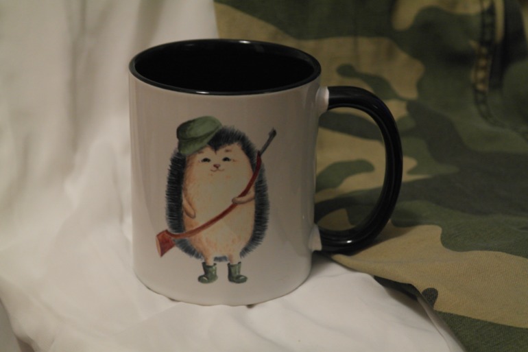 Ежиное семейство на кружках