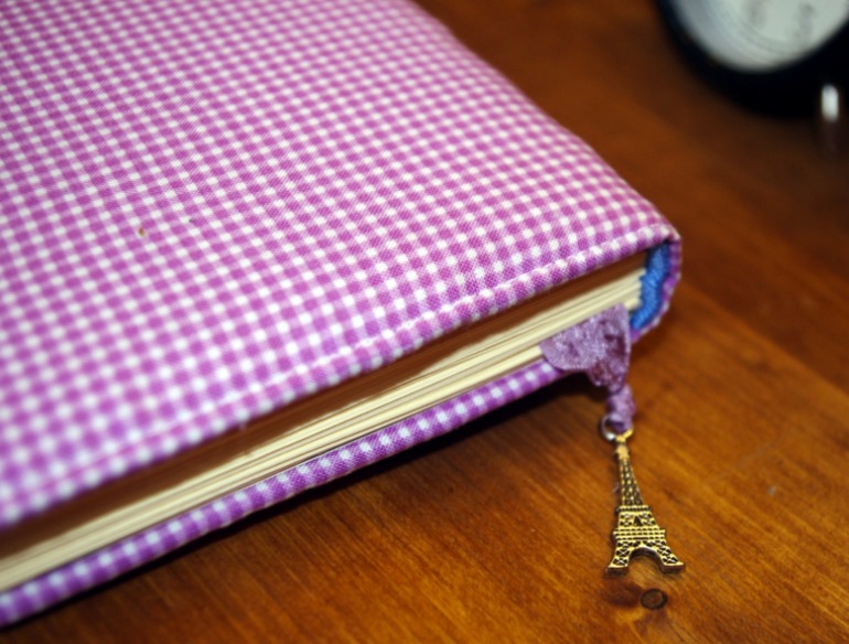 серо-розовый