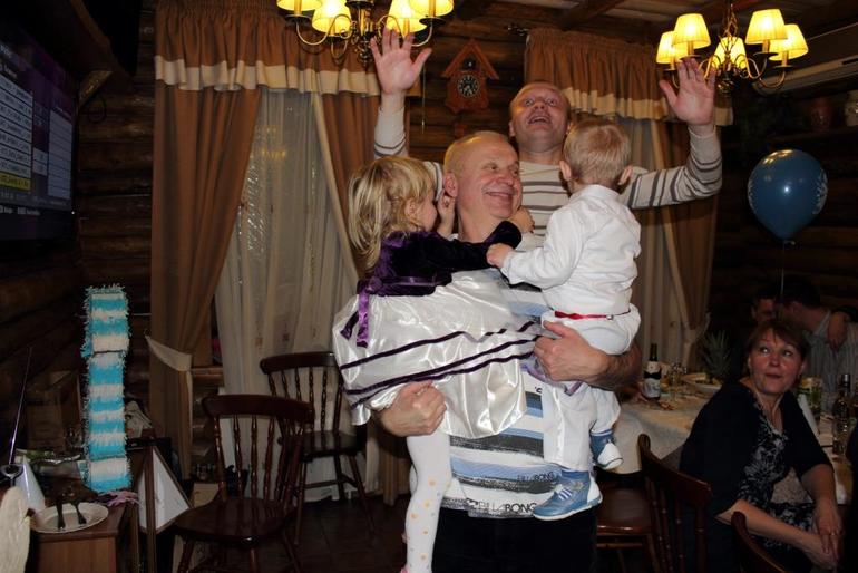 Опять годик:)