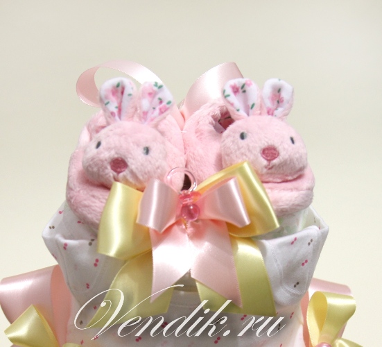 Тортик для малышки с весёлыми зайчатами ))