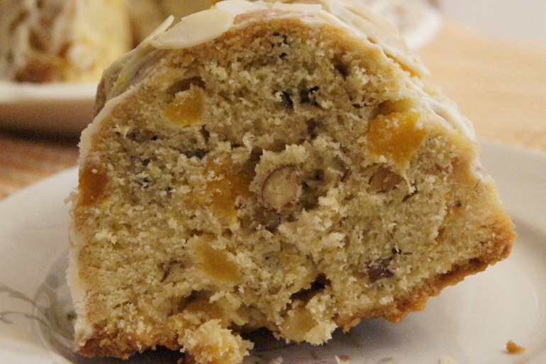 Кекс в миндальной оболочке