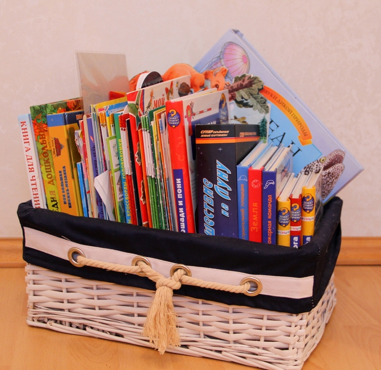 А вы делали книгоёлку?))) А бибилиотеку приводили в порядок?)