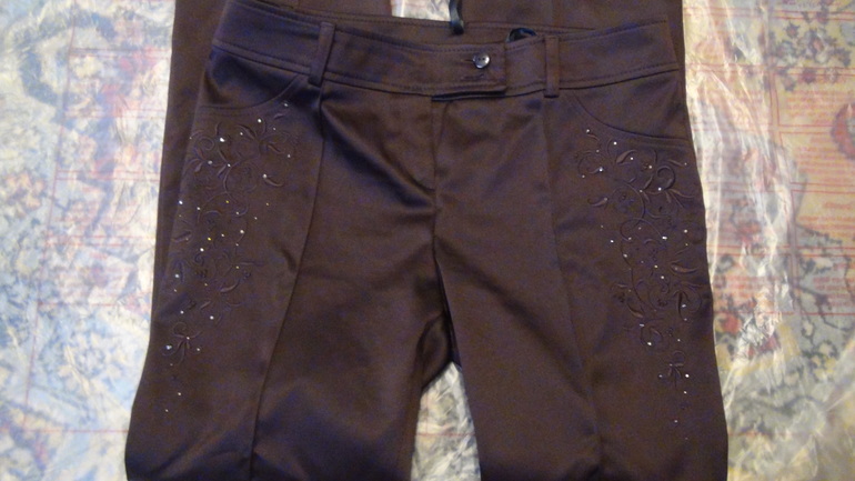 Костюм: блузка и брюки р. 44-46 (м.Фили Почта-предоплата)