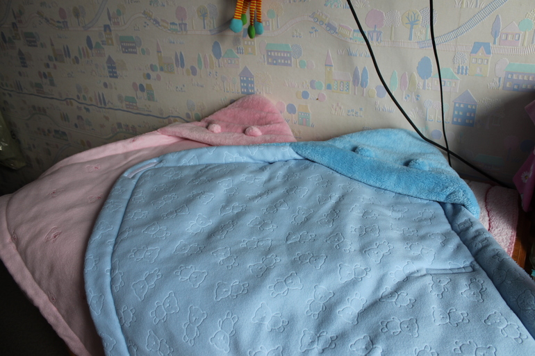 Продам SwaddleMe пеленки и комплекты для прогулок