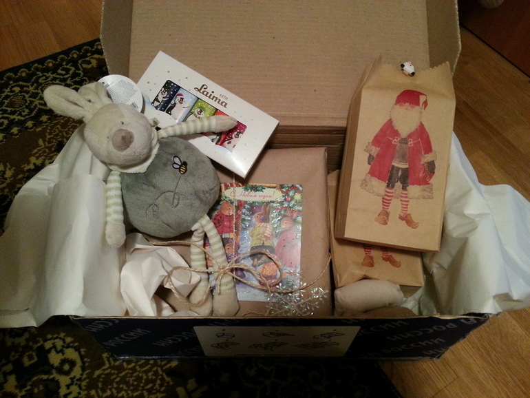 И много, много радости детишкам принесла! Только не елочка, а наша расчудесная Снегурочка)))