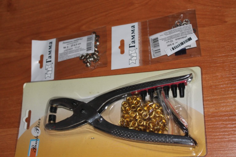 Купила вот такие штучки)