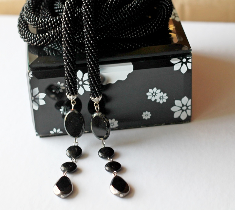 "Строгий" лариат