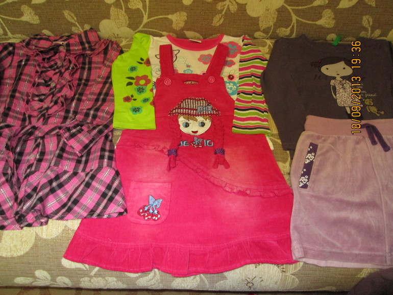 Наряды на девочку 3-4 лет. Одежда б/у и новая. Состояние отличное!