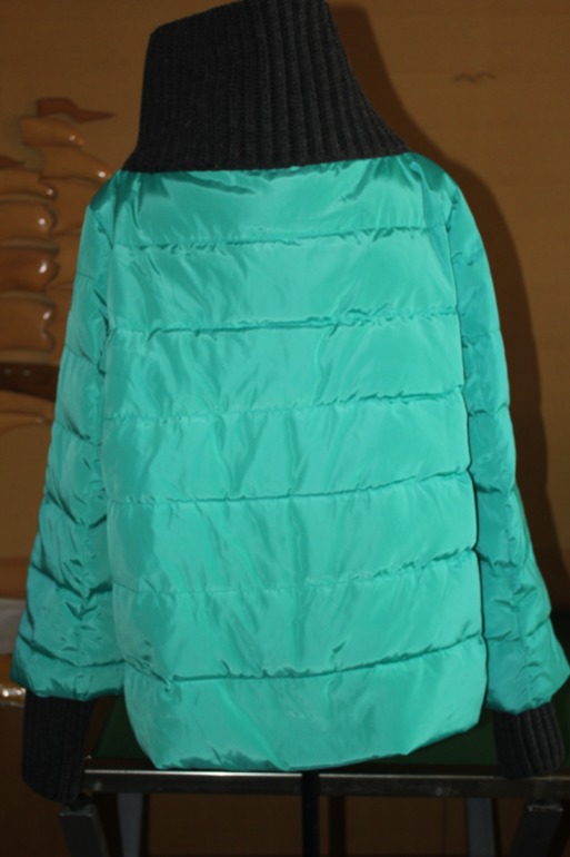 Живые фото. Moncler