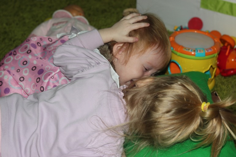 НОВОГОДНИЙ ОДИН ДЕНЬ )