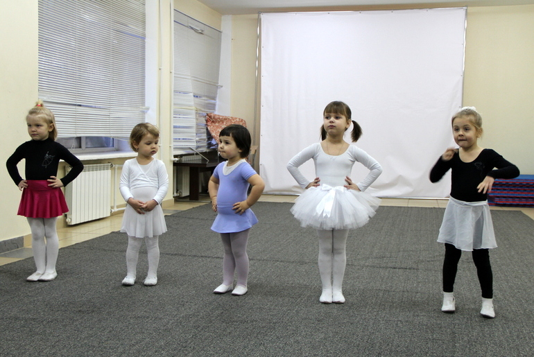 Танцующий лебедь