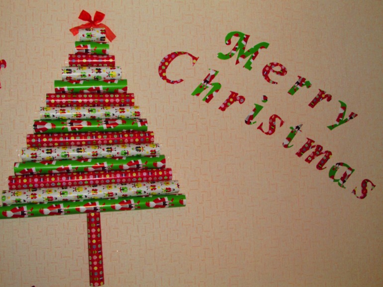 Вот такая ёлочка у нас появилась...