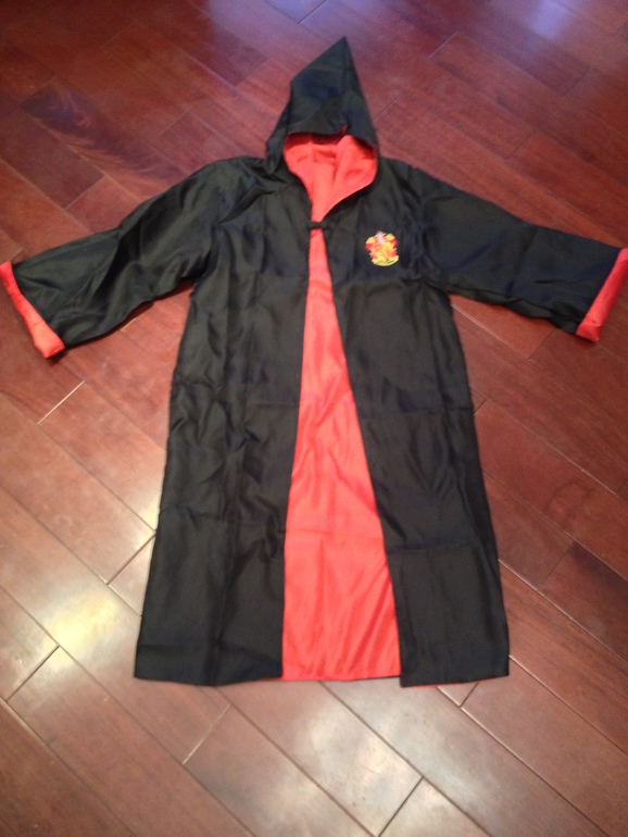 Карнавальные новогодние костюмы хорошего качества для детей и взрослых из США!!!