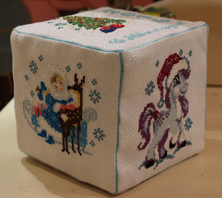 Новогодний кубик