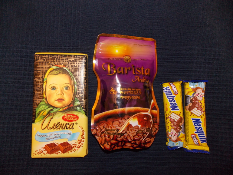 А вот и наши новогодние варежки и носочки!!!