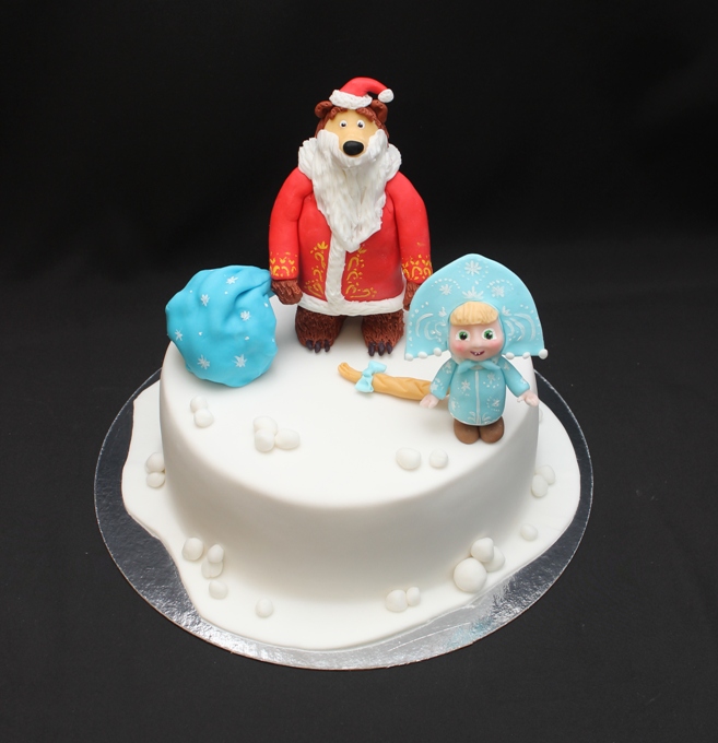 Торт МАша и Медведь. Раз. два. три! Ёлочка. гори!