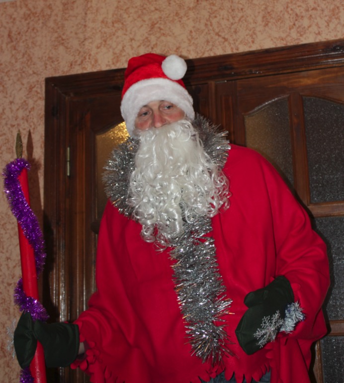 А к вам приходил дедушка Мороз?