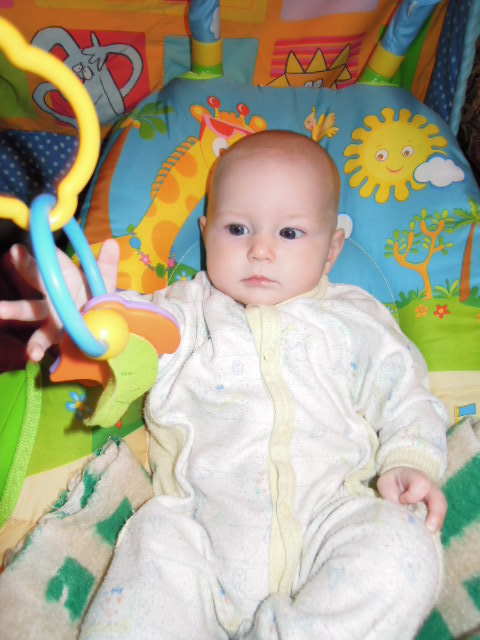 Моей Дюймовочке 4 месяца