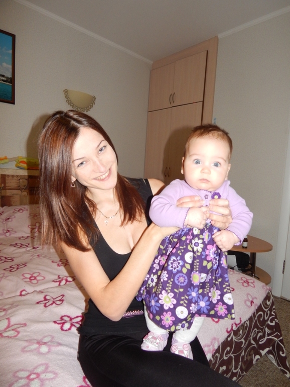 5 месяцев Еве - КОРОЛЕВЕ