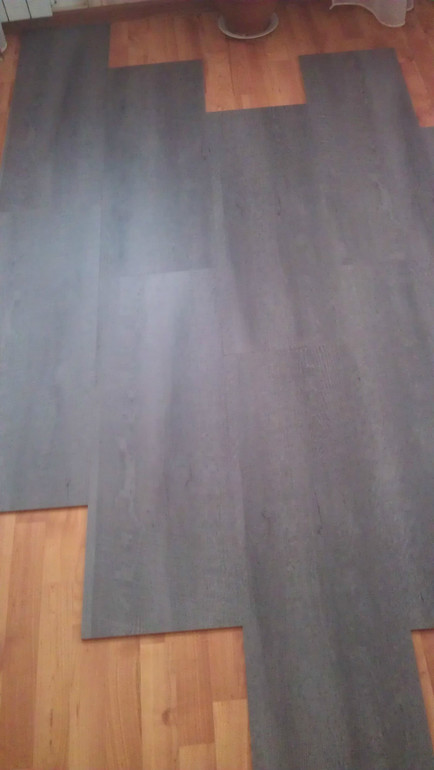 Как правильно подобрать цвет обоев