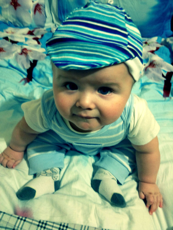 Арсений наш сыночек..