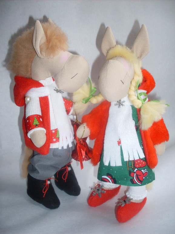 Новогодние лошадки