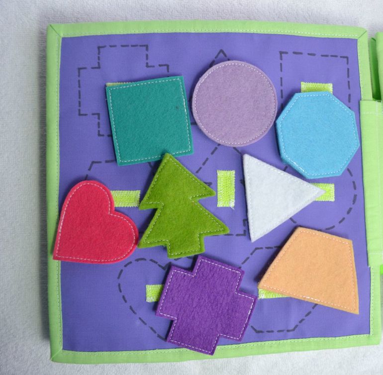 Именная развивающая книжечка)