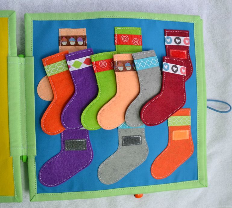 Именная развивающая книжечка)