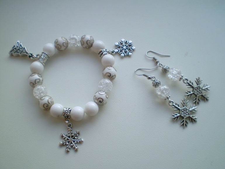 Немного новогоднего...