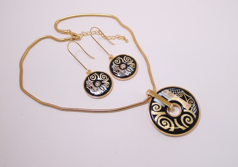 Комплекты (Frey will,подвеска и серьги)