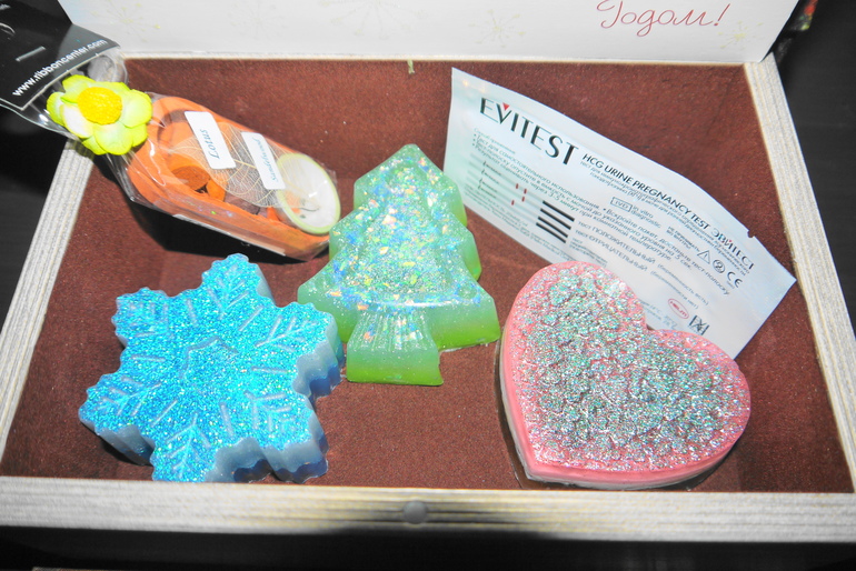 ура!!!! МОЯ ПЕРВАЯ В ЖИЗНИ СНЕГУРКА и СНЕЖИНКА ЖОШЛА!))))))))