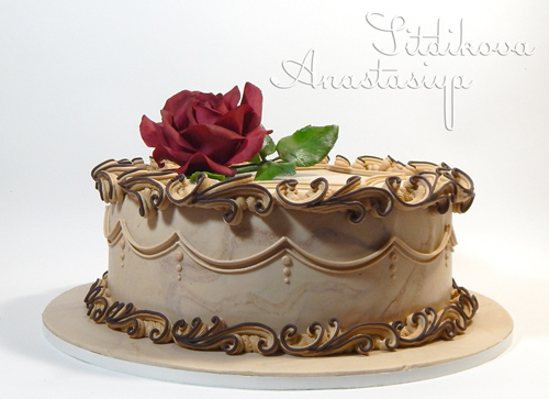 Royal Icing. Бежевый со скроллами