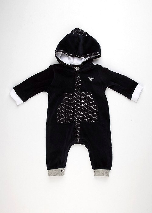 Классный боди Armani (оригинал) Италия р-р 6-9 мес. 2300р. Почта в подарок