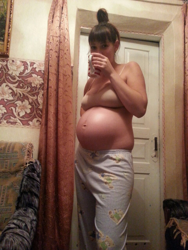 Беременная жена с небольшим животиком фото