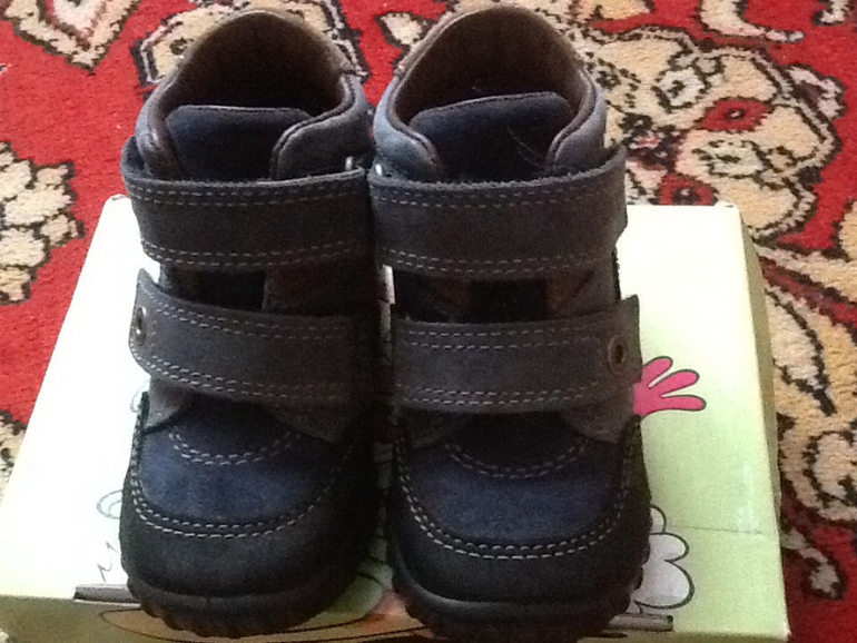 Ботиночки Ecco c gore-tex 21 размер в отличном состоянии сезон весна- осень 1200 руб. Почта ( Подольск)