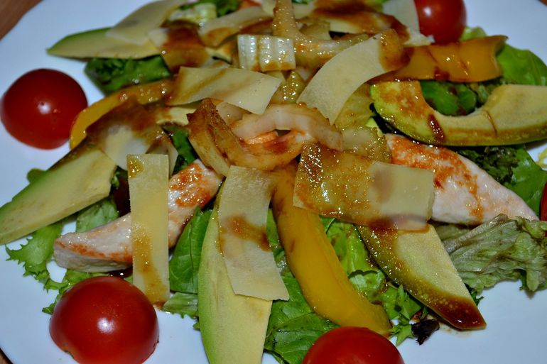 Салат из куриных грудок!