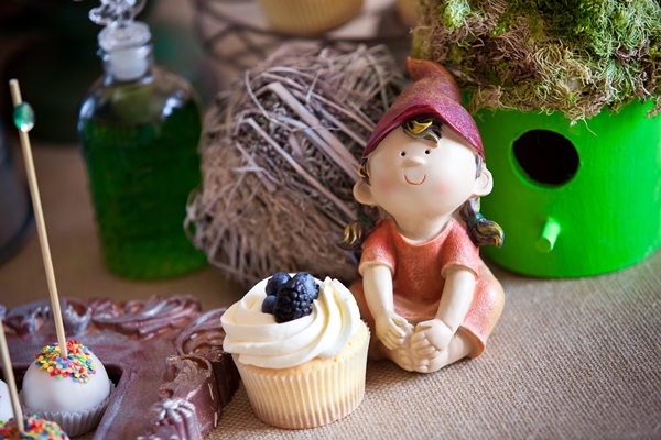 RUSTIC candy bar...