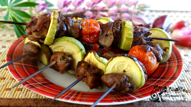 Мини-шашлычок Ассорти на шпажках