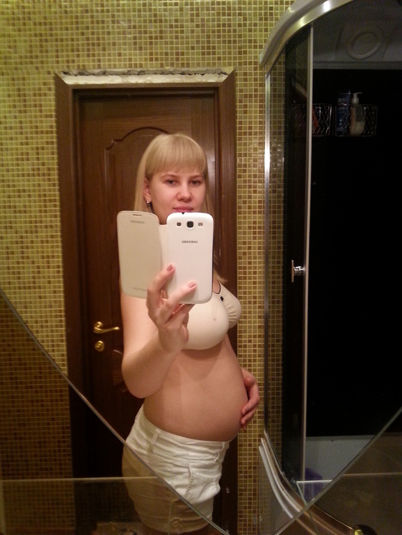 Сегодня нам 22 недельки и 4 дня)))