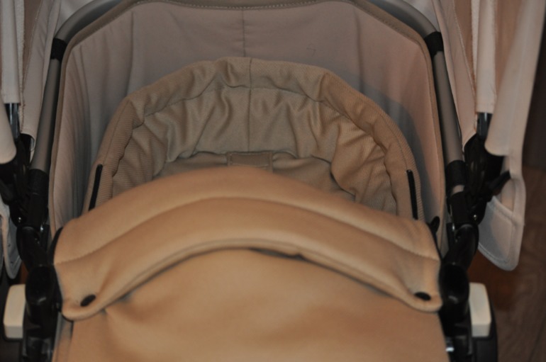 Конверты-коконы в коляску Bugaboo два за 5000 т.р.